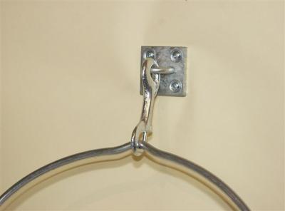 S85PS TRIGGER HOOK ON WALL PLATE